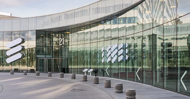 Sluta spara, satsa ur krisen i stället, uppmanar facket på Ericsson. Ericsson