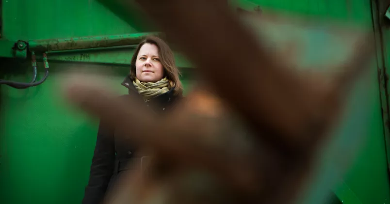 "Det är skrämmande att företaget var helt öppna med varför de valde bort mig. Kanske tog jag mer illa vid mig för att de inte ens träffat mig", säger Nadja Bäck Uhr. Anna Simonsson