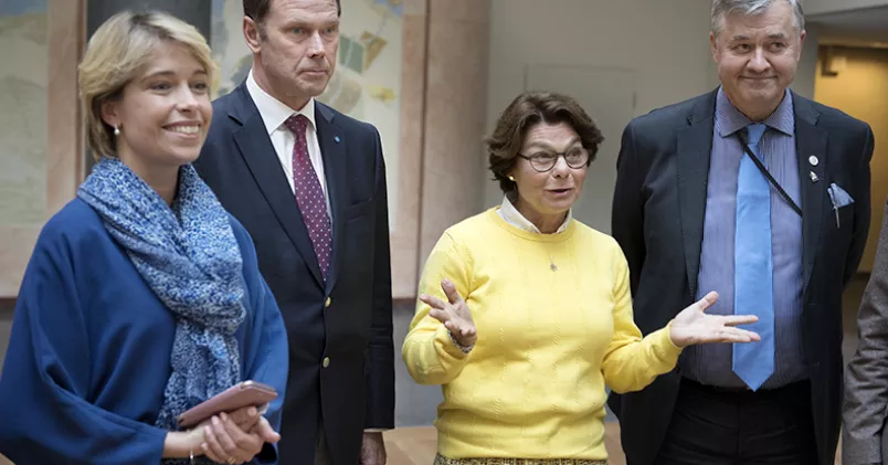 Riksdagens pensionsgrupp består bland annat av socialförsäkringsminister Annika Strandhäll (S), Lars Gustafsson (KD), Solveig Zander (C) och Lars-Arne Staxäng (M). Jessica Gow/TT
