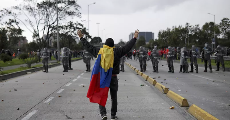 Colombia är ett av världens farligaste länder att vara fackligt aktiv i. I november 2019 protesterade de största colombianska facken mot regeringens och president Ivan Duques politik. Ivan Valencia / AP Photo / TT