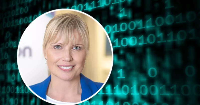 Fackföreningsrörelsen har av tradition till stora delar hämtat sin kraft i det fysiska mötet mellan arbetstagare ute på arbetsplatserna. Men det mötet kan även ske digitalt, skriver Ann-Therése Enarsson. Colourbox/Ola Hedin