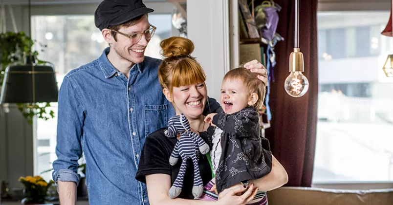 Gabriel ville vara hemma med Astrid-Lo lika mycket som Marie. Det blev grunden till den fulla jämställdheten. Fredrik Stehn