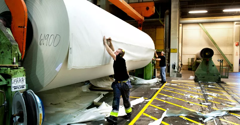 Pappersbruket i Hyltebruk. Fabriken på pappersbruket i Hyltebruk.
