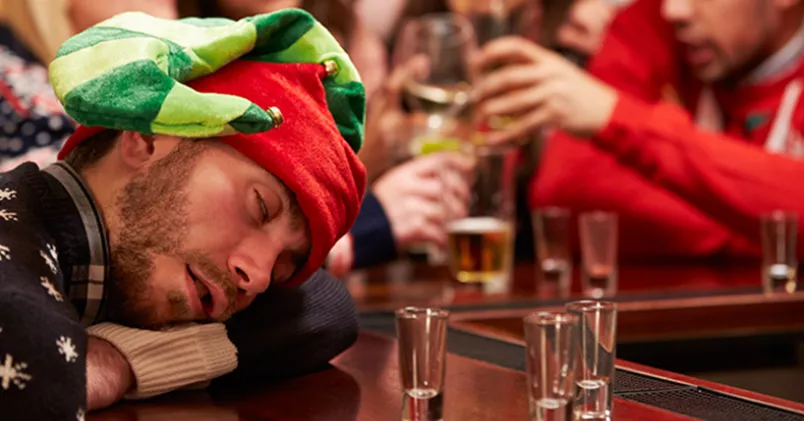Börja med dig själv. Fråga dina kollegor hur du uppfattas när du dricker alkohol. Det rådet ger Anna Kervall på IQ. Colourbox.com