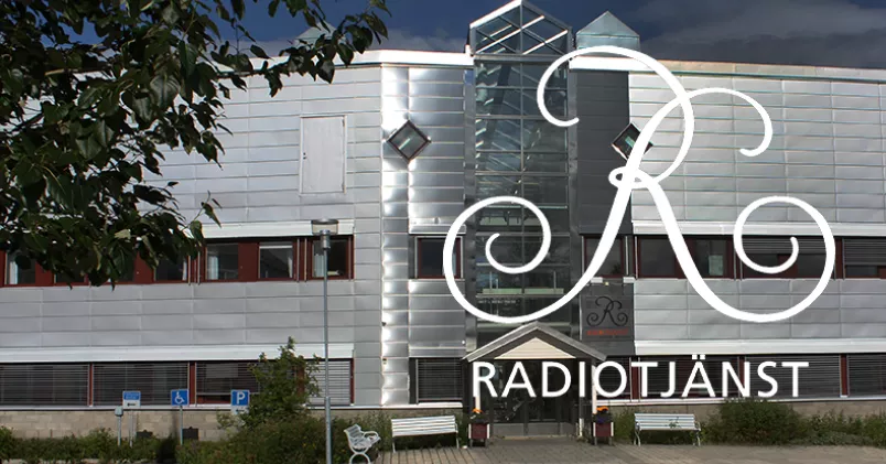 "För medlemmarna är det väldigt jobbigt att leva med ovissheten", säger August Tapojärvi, ordförande på Unionenklubben på Radiotjänst. Wikipedia