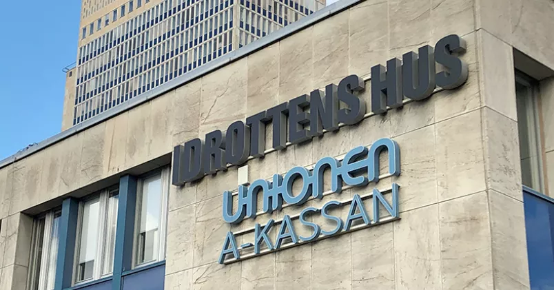 Antalet inkomna ärenden till Unionens a-kassa har ökat med 300 procent jämfört med motsvarande månader förra året. En av dem som fått vänta länge på ersättning är 61-årige Anders Lindström. Ola Rennstam / Kollega