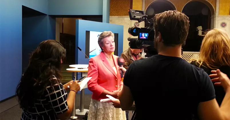 Ylva Johansson vid presskonferensen om läget på arbetsmarknaden, i Rosenbad, måndagen den 25 maj, 2015. Kollega